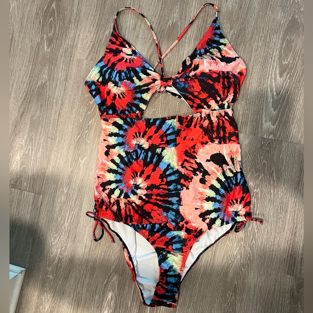 Plus Size Tie-Dye One-Piece Swimsuit